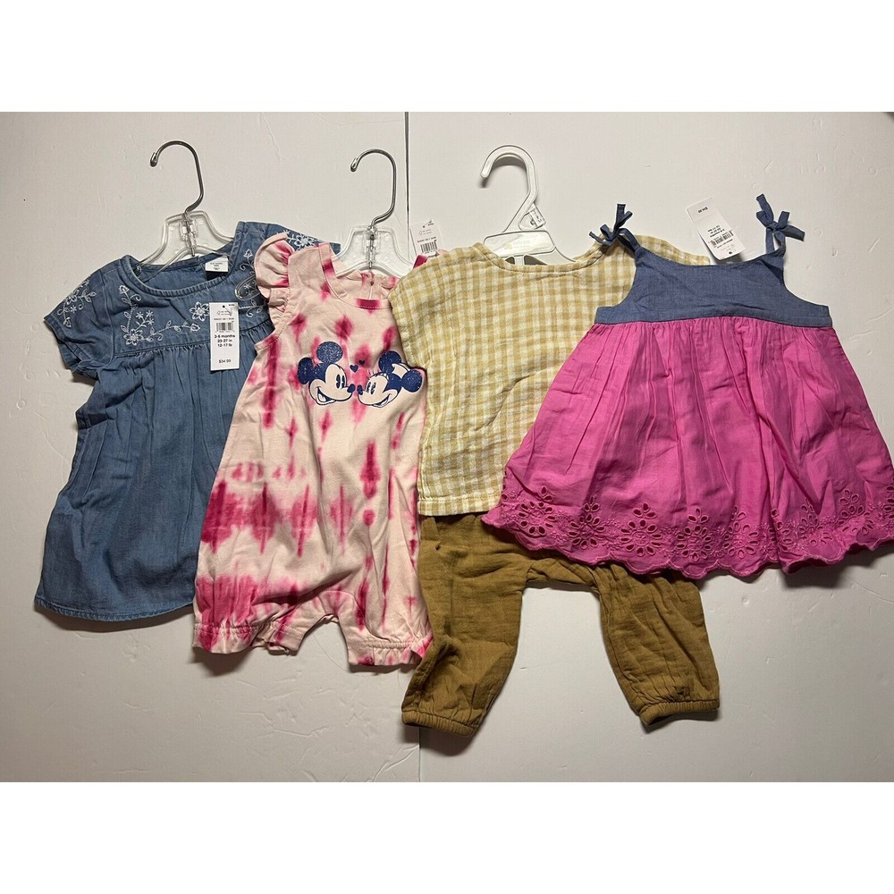 Lot Of 5 NWT  Kids Clothing  GAP Size 3-6 Months #20